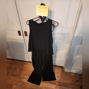 NY & Co Jumpsuit size Medium